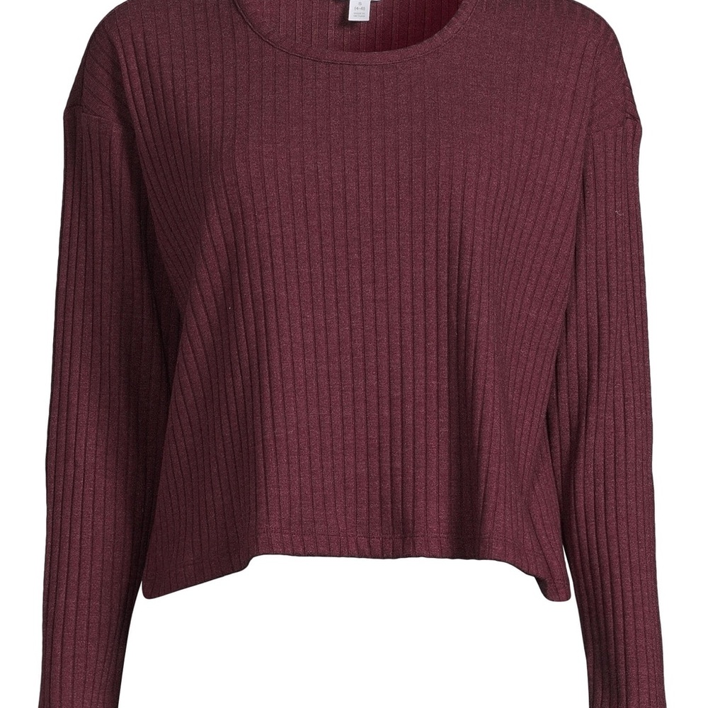 Women's Ribbed Burgundy Top and Skirt Set